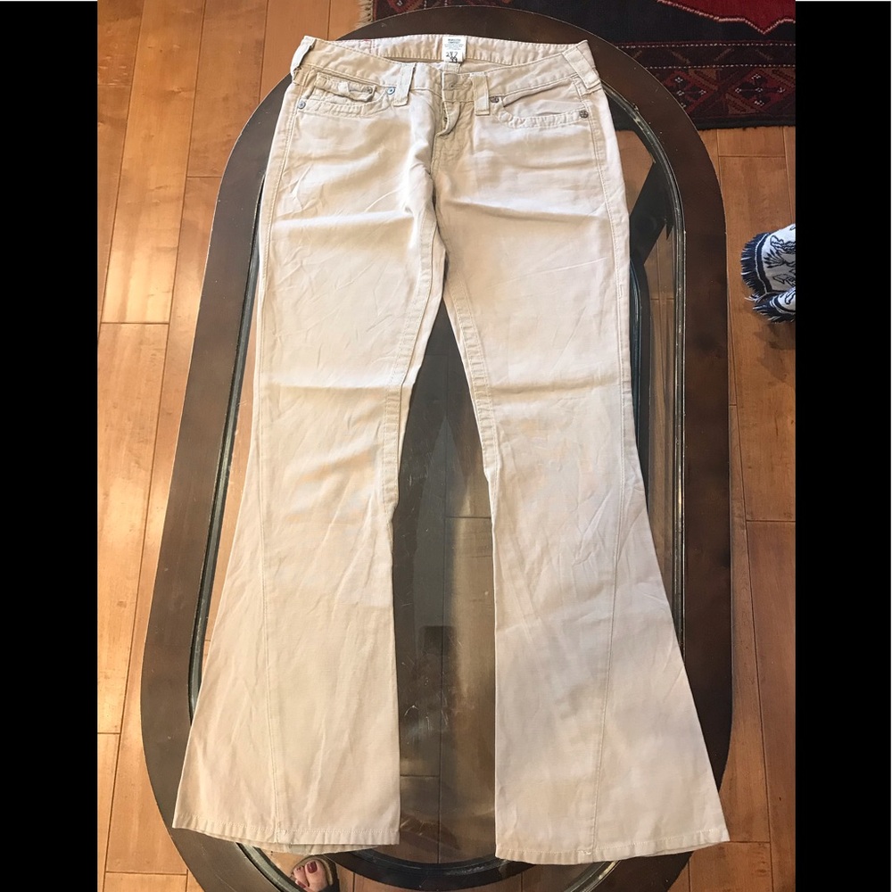 Women’s “True Religion” flare pants size: 27
